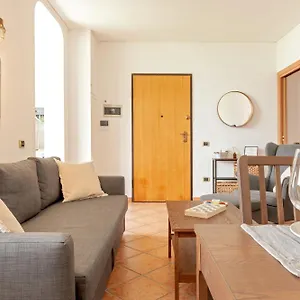 Cozy Retreat In Coastal , Livorno Italia